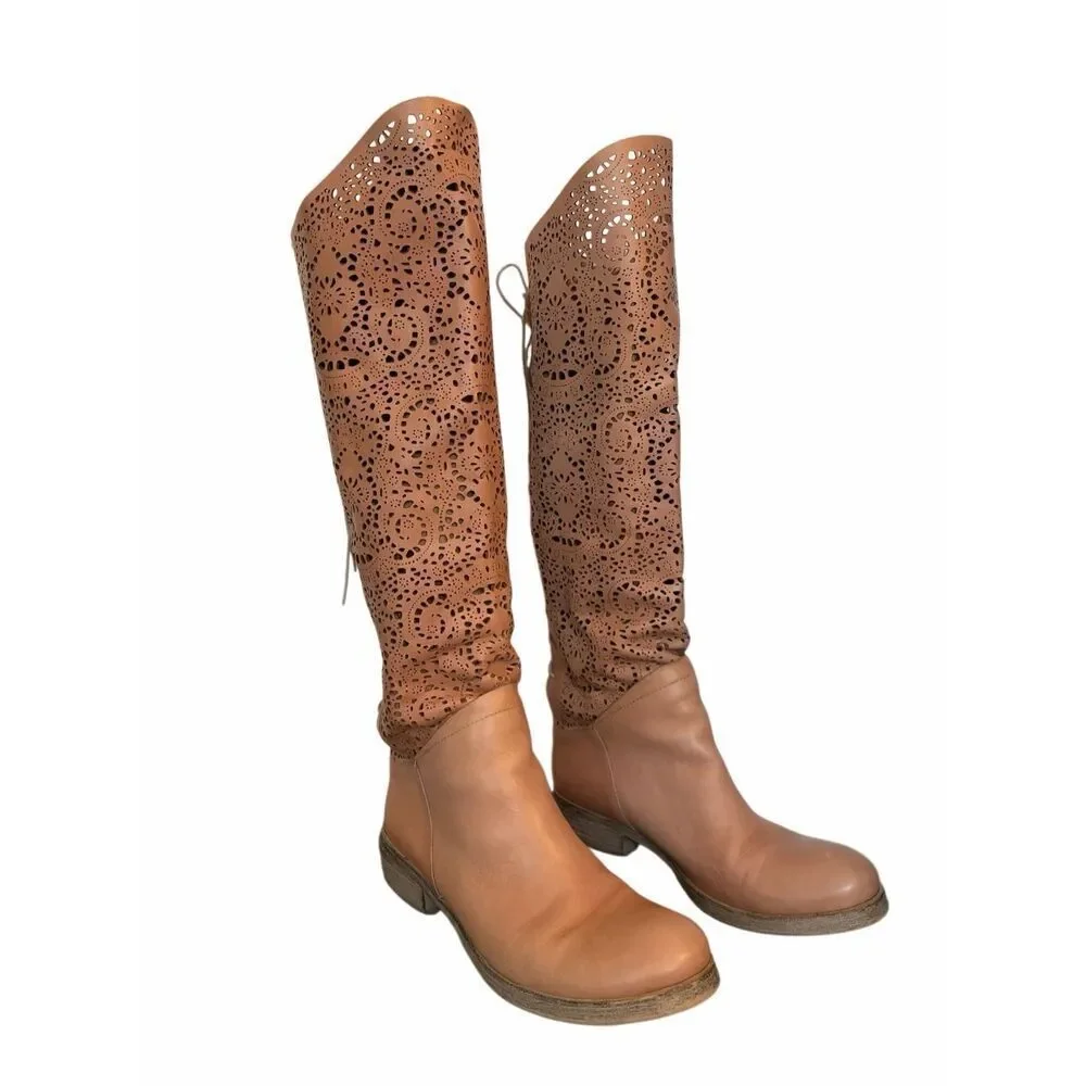 Sundance Lucera Lace Up Laser Cut Knee-High Boots in Nude/Blush Size 39 US 8.5-9